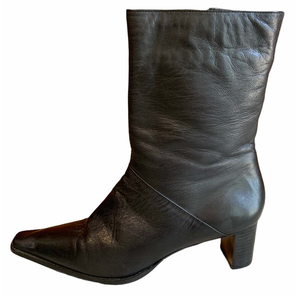 Luxury Claudina Black leather half moon heel boots